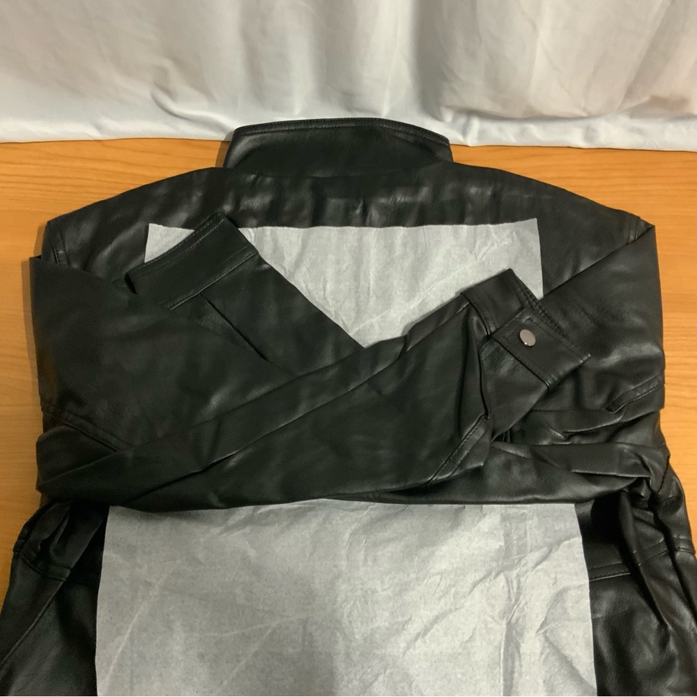 Hard Rock Hotel Casino Biloxi Faux Leather Jacket Black Bomber Mens NWT - Picture 6 of 8